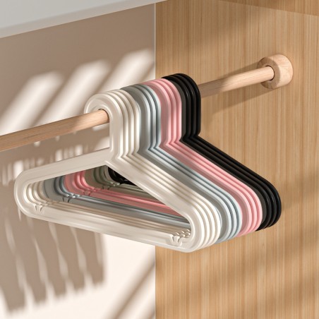 NAIRNE Anti-Slip Hanger