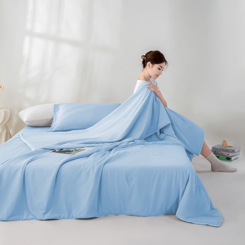 DREAMAX KOLLIKER Cooling Soft Blanket