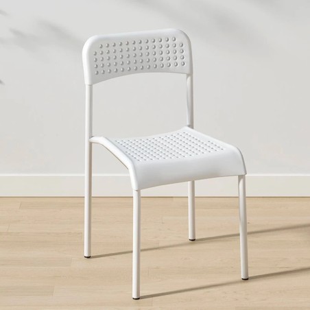(AS-IS) MOBY Chair, Stackable