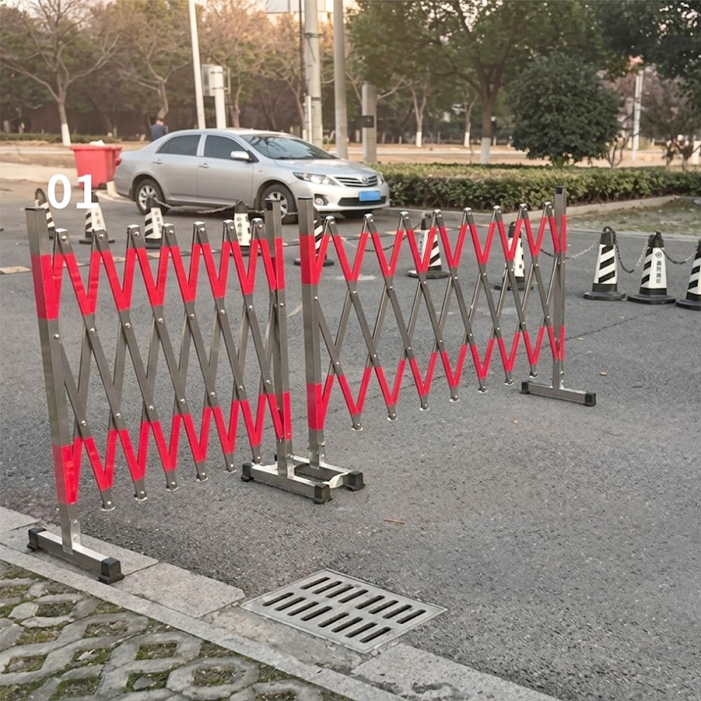 RIEG Expandable Safety Barricade - JIJI.SG