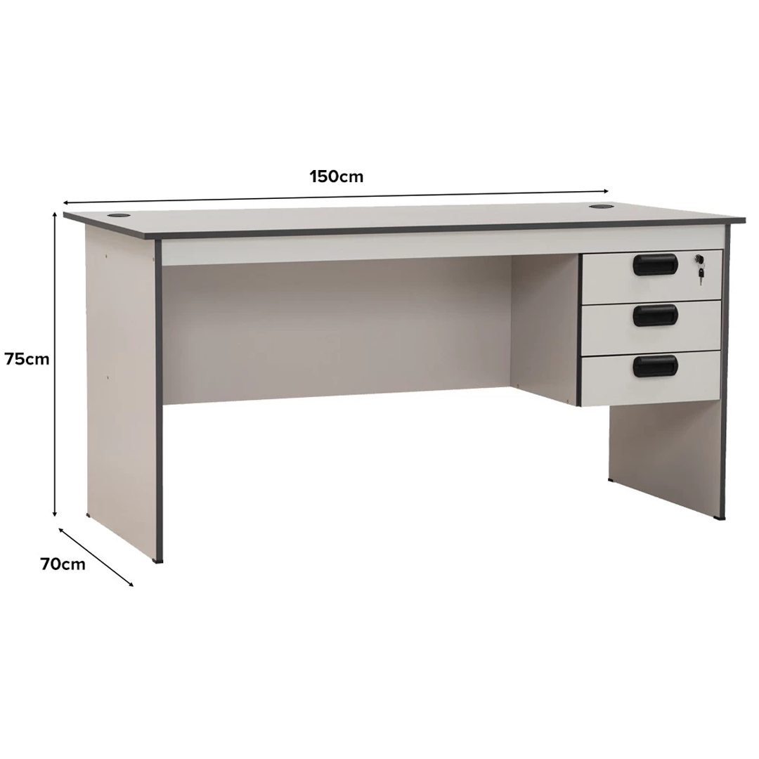 edward-desk.jpg